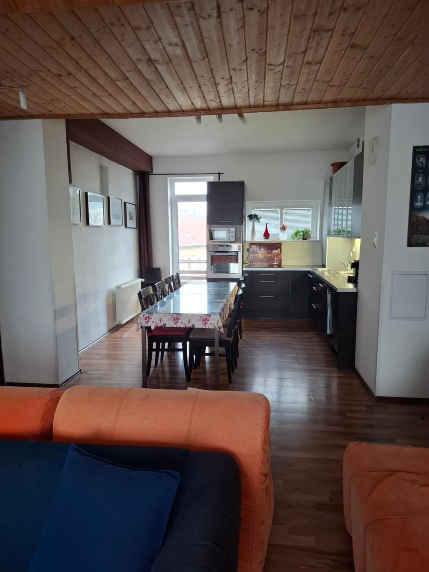 Apartment Maximilian Bratislava Eksteriør bilde