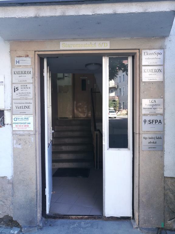 Apartment Maximilian Bratislava Eksteriør bilde
