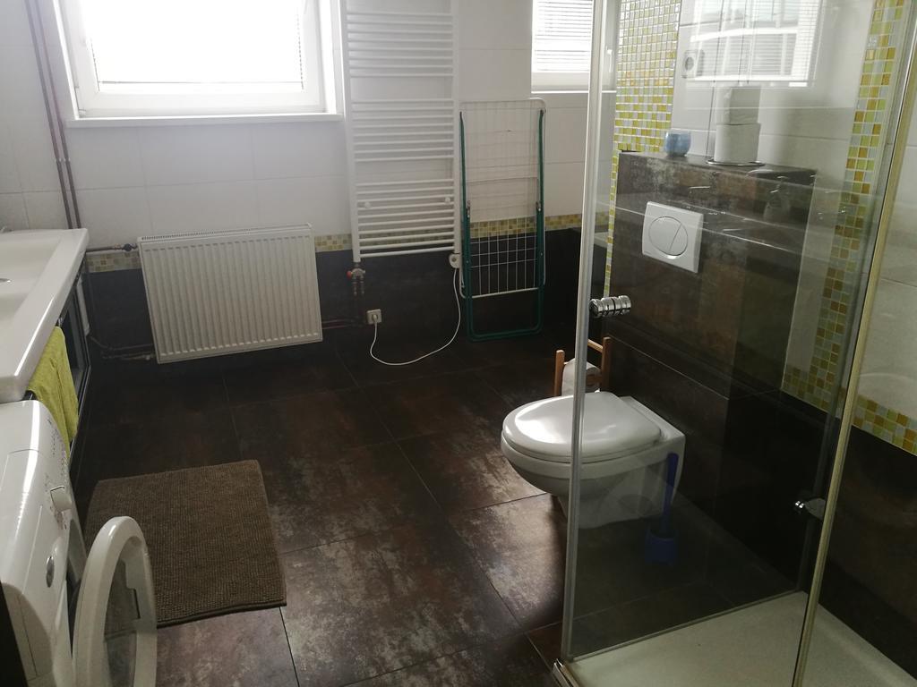 Apartment Maximilian Bratislava Eksteriør bilde